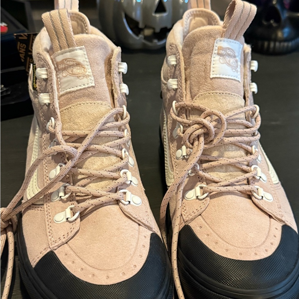 Vans High-Top Sneakers in Light Pink and Black